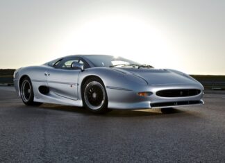 30. Ro?endan: Jaguar XJ220 (1992.)