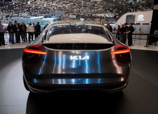 Bježanija autoindustrije iz Rusije! Nitko iz straha ne želi kupiti novi auto, a sad i KIA slijedi Renault, Nissan, Volkswagen, Toyotu, Mazdu…