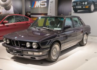 40. Rođendan: BMW E28 M5 (1984–1988)