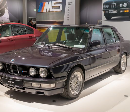 40. Rođendan: BMW E28 M5 (1984–1988)