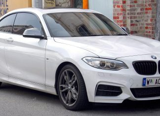 BMW zbog opasnosti od izbijanja požara opozvao stotine tisuća automobila