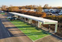 Eleport otvorio najveći hub punionica za električne automobile u Hrvatskoj u trgovačkom centru King Cross Zagreb