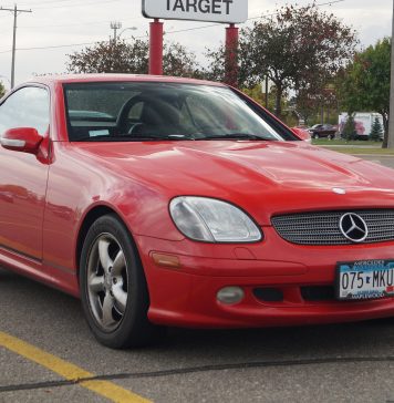 30. rođendan: Mercedes-Benz SLK – automobil koji je roadster učinio svakodnevnim