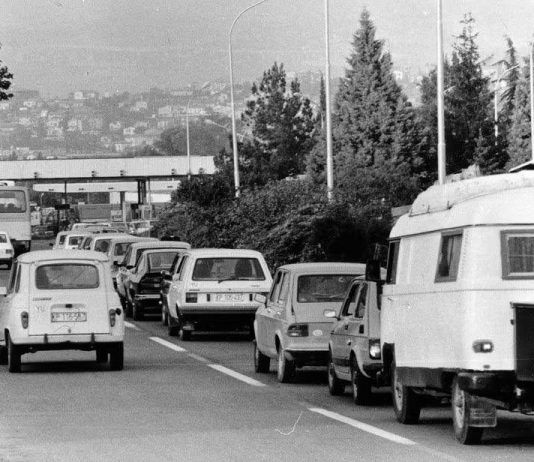 Na put se kretalo već u 4 ujutro, u Fići je bilo toplije nego vani, a do Zadra se vozilo i više od 7 sati, bez klime, autocesta…