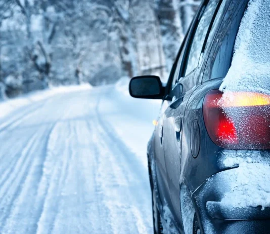 Treba li zagrijavati motor prije vožnje zimi? Evo što je najbolje za automobil